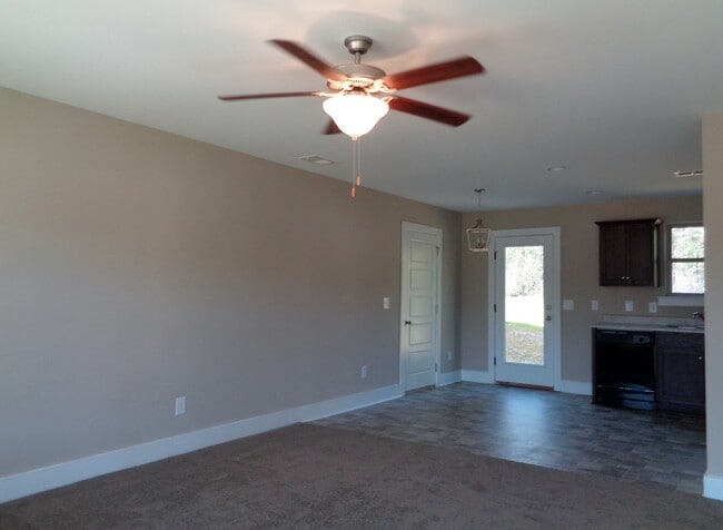 17686 Wallace Chapel Ln in Vance, AL - Building Photo - Building Photo