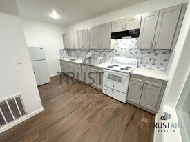 2317 N 15th St in Philadelphia, PA - Building Photo