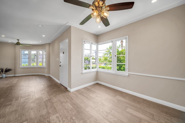 1546 S Holt Ave, Unit 1546 S. Holt in Los Angeles, CA - Building Photo - Building Photo