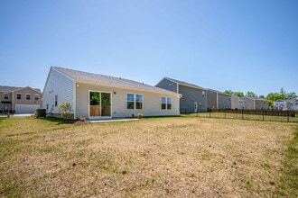 417 Rivanna Hl Rd in Glen Allen, VA - Foto de edificio - Building Photo