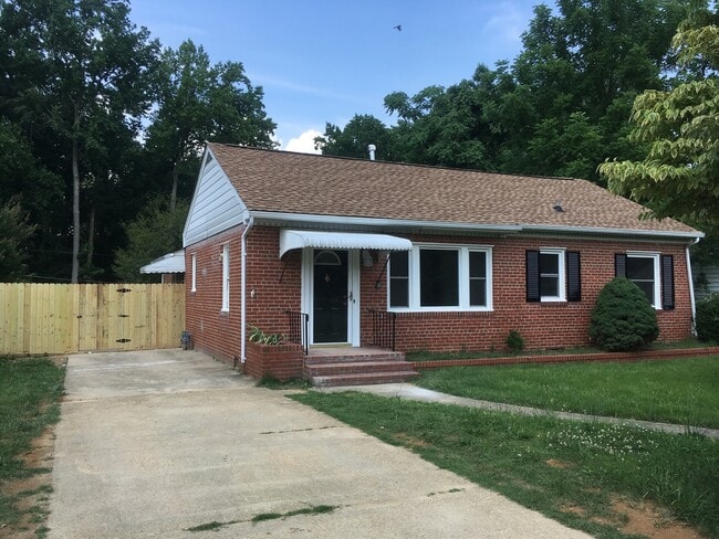 property at 1806 Parlow Dr