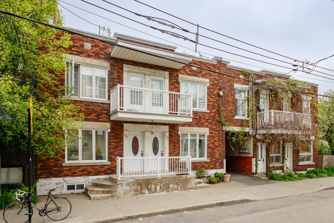 101 Sainte-Marguerite Rue in Montréal, QC - Building Photo