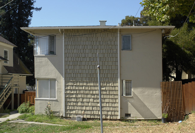 71 Pearl St in Oakland, CA - Building Photo - Building Photo