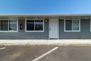 932 NE 86th St in Vancouver, WA - Building Photo