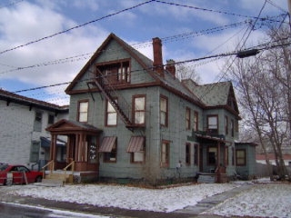 316 W Gray St in Elmira, NY - Building Photo