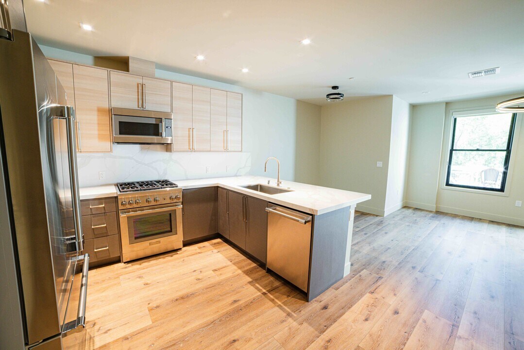 1026 Oak St in Clayton, CA - Building Photo