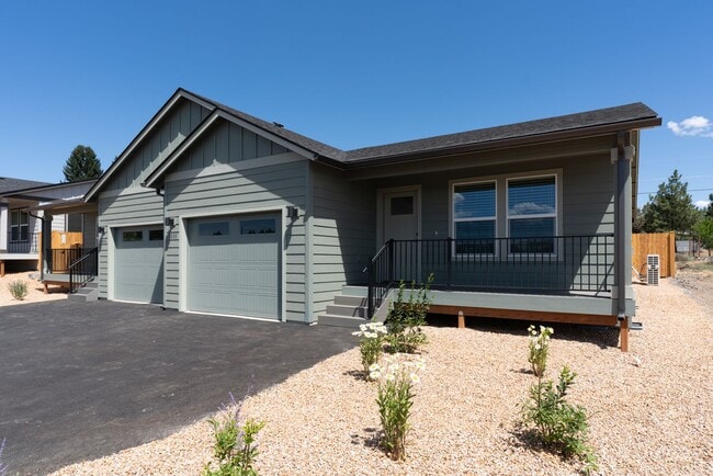 property at 3088-3088 SW 46th St
