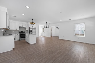 244 Caroline Dr in Murfreesboro, TN - Building Photo - Building Photo