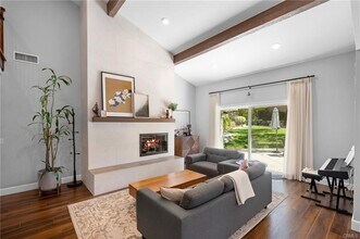 3303 Parkvista Dr in Glendale, CA - Building Photo - Building Photo