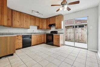 904 St Julien Dr in Kenner, LA - Building Photo - Building Photo