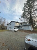 12107 Horseshoe Dr, Unit Unit 1 in Eagle River, AK - Building Photo