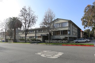 629 Idaho Ave in Santa Monica, CA - Building Photo - Building Photo