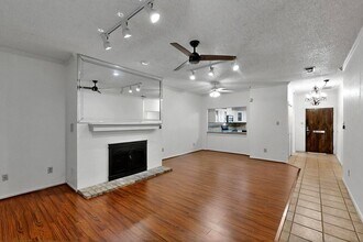 5310 Keller Springs Rd, Unit 611 in Dallas, TX - Building Photo - Building Photo
