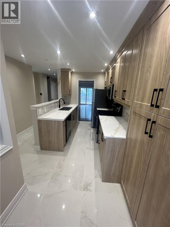 49 Ristau Crescent in Kitchener, ON - Building Photo - Building Photo