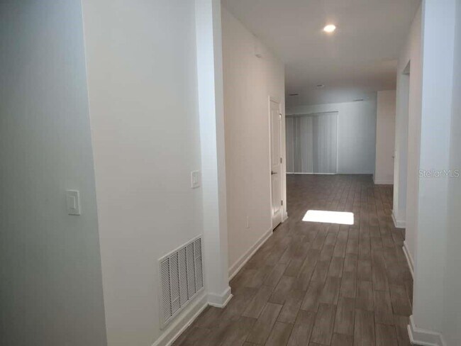 2962 Camden Wy in Davenport, FL - Foto de edificio - Building Photo
