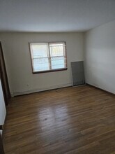 1456 Nepperhan Ave, Unit 2 in Yonkers, NY - Building Photo - Building Photo