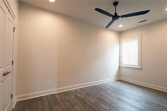 8605 Pontchartrain Blvd in New Orleans, LA - Building Photo - Building Photo