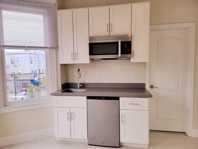 781-799 Broadway in San Francisco, CA - Foto de edificio - Building Photo