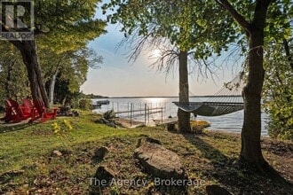 119 Campbell Beach Rd in Kawartha Lakes, ON - Building Photo - Building Photo