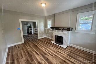 562 Flint St in Mobile, AL - Building Photo - Building Photo