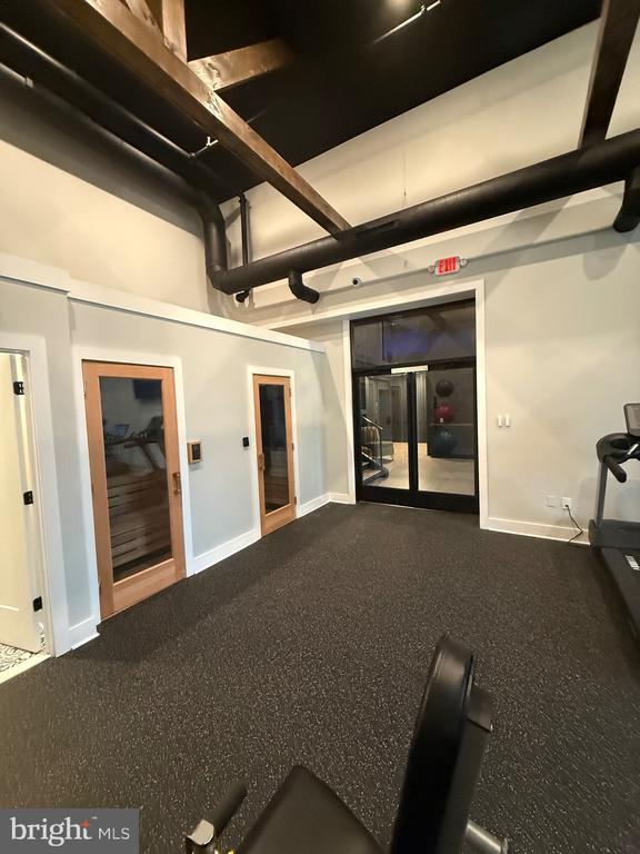 581 Jamestown Ave. in Philadelphia, PA - Building Photo - Building Photo