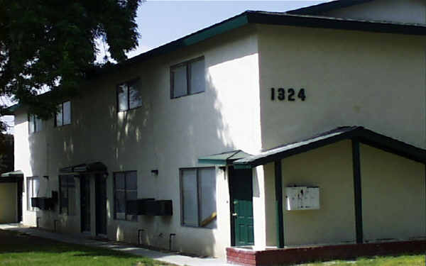 1324 Winn Dr in Upland, CA - Building Photo - Building Photo