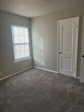 1409 College St in Arlington, TX - Building Photo - Building Photo