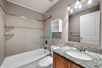 705 E Republican St in Seattle, WA - Building Photo - Building Photo