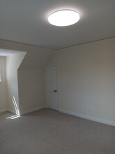 128 Hyatt Ave, Unit HHyatt Place in Yonkers, NY - Building Photo - Building Photo