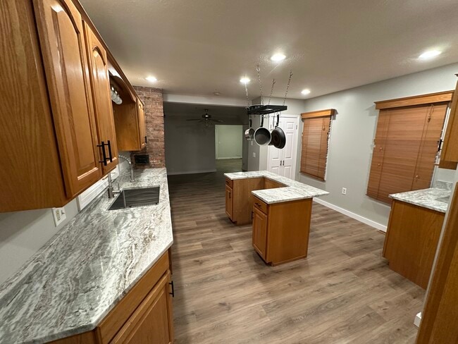 260 Jefferson Ave, Unit 2 in Fairport, NY - Foto de edificio - Building Photo