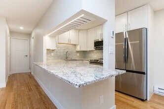 7634 Hollister Ave in Goleta, CA - Building Photo - Building Photo