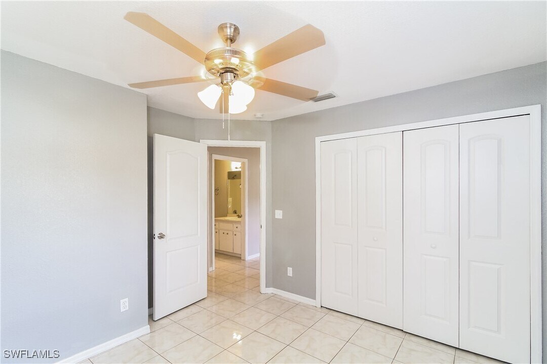2661 Vogler Ln in North Port, FL - Building Photo