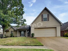 11603 Dempsey Dr in Arlington, TN - Building Photo