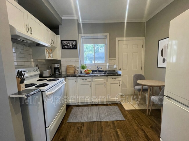 529 Cannon St E in Hamilton, ON - Building Photo - Building Photo