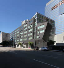 Concerto Lofts in Los Angeles, CA - Foto de edificio - Building Photo