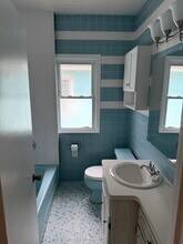 154 Lincoln Blvd, Unit Upper 3 Befroom in Kenmore, NY - Building Photo - Building Photo