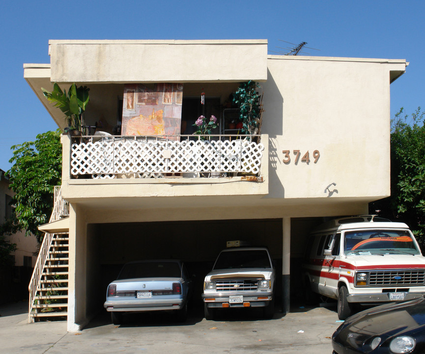 3749 Veteran Ave in Los Angeles, CA - Building Photo