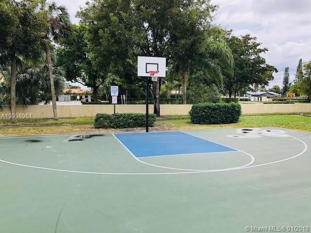 109 Gardens Dr in Pompano Beach, FL - Building Photo - Building Photo