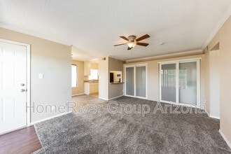 3500 Hayden Rd in Scottsdale, AZ - Building Photo - Building Photo