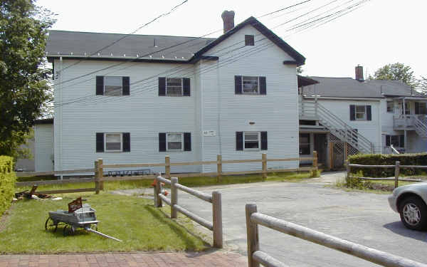 43 Ames Pl in Marlborough, MA - Building Photo