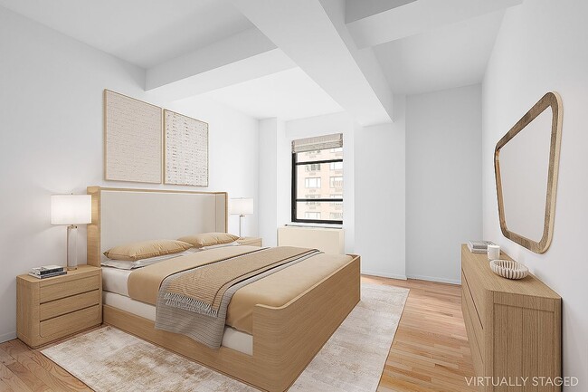 43 W 61st St in New York, NY - Building Photo - Building Photo