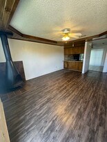 6111 36th St in Lubbock, TX - Building Photo