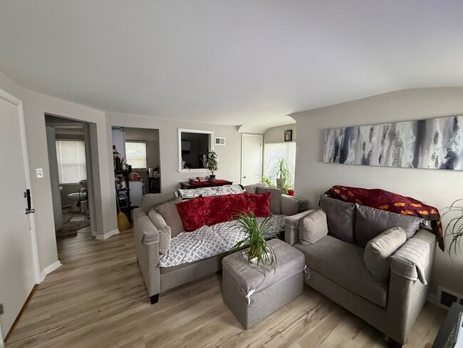 2915 N 54th St in Milwaukee, WI - Building Photo - Building Photo