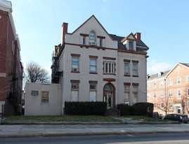 2938 Saint Paul St Apartments