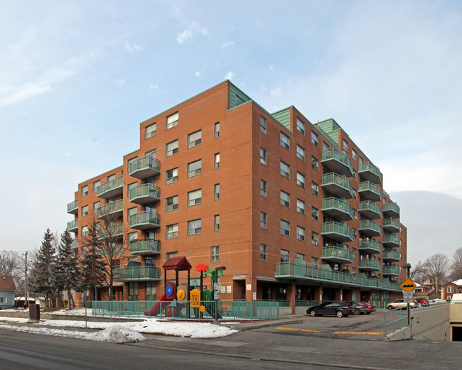 New Hope Dwellings in Oshawa, ON - Building Photo - Building Photo