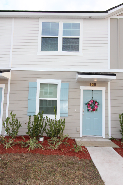 545 Running Wds St in Orange Park, FL - Building Photo