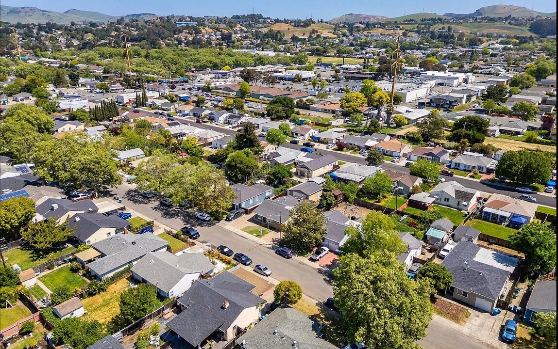 1034 Caldwell Ave in Vallejo, CA - Building Photo