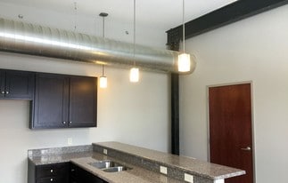 Cascade Lofts in Akron, OH - Building Photo
