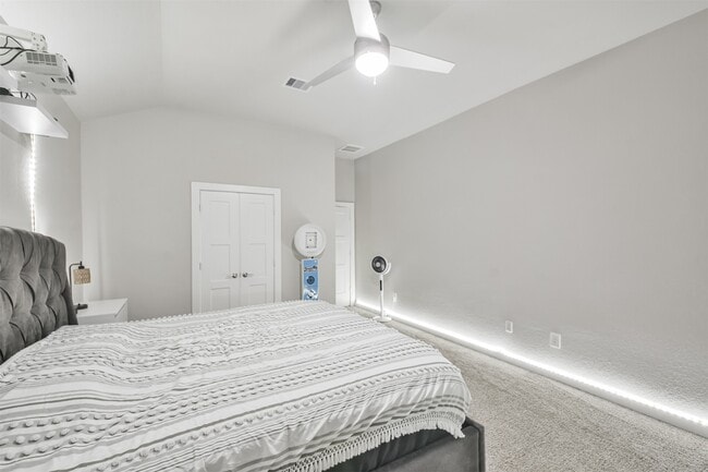 property at 14226 Lake Lodge Dr