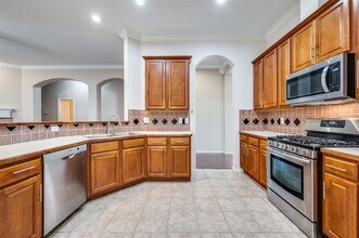 6752 Longhorn Trl in Frisco, TX - Foto de edificio - Building Photo